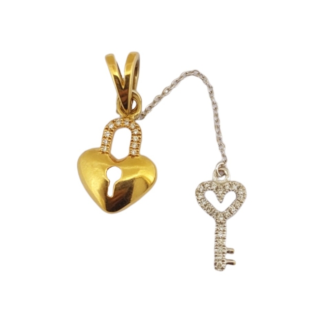 Classic Collection - Liontin Emas Berlian Key Heart - GNP 4248GW